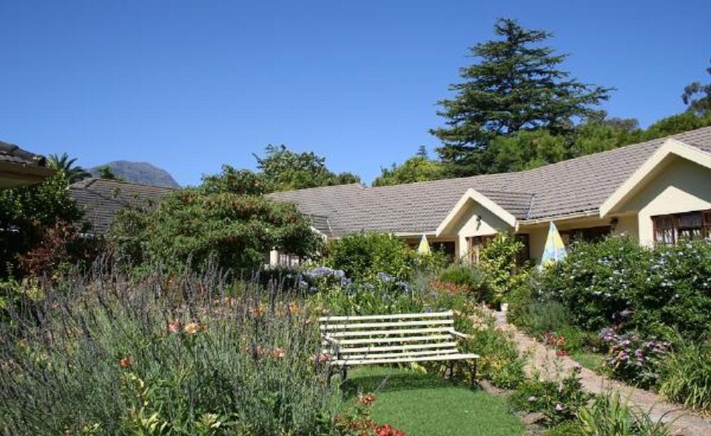 Mooring House Hotel Somerset West Exterior photo