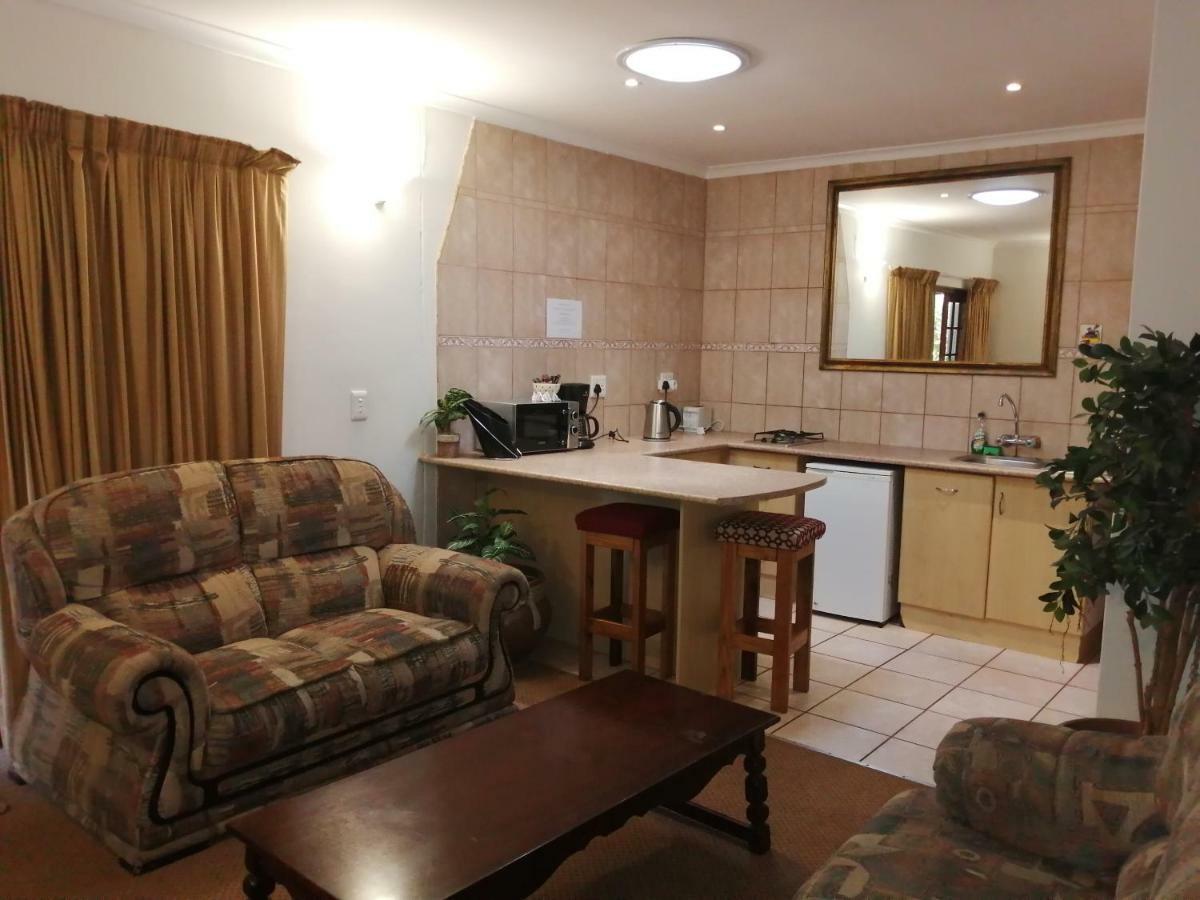 Mooring House Hotel Somerset West Room photo